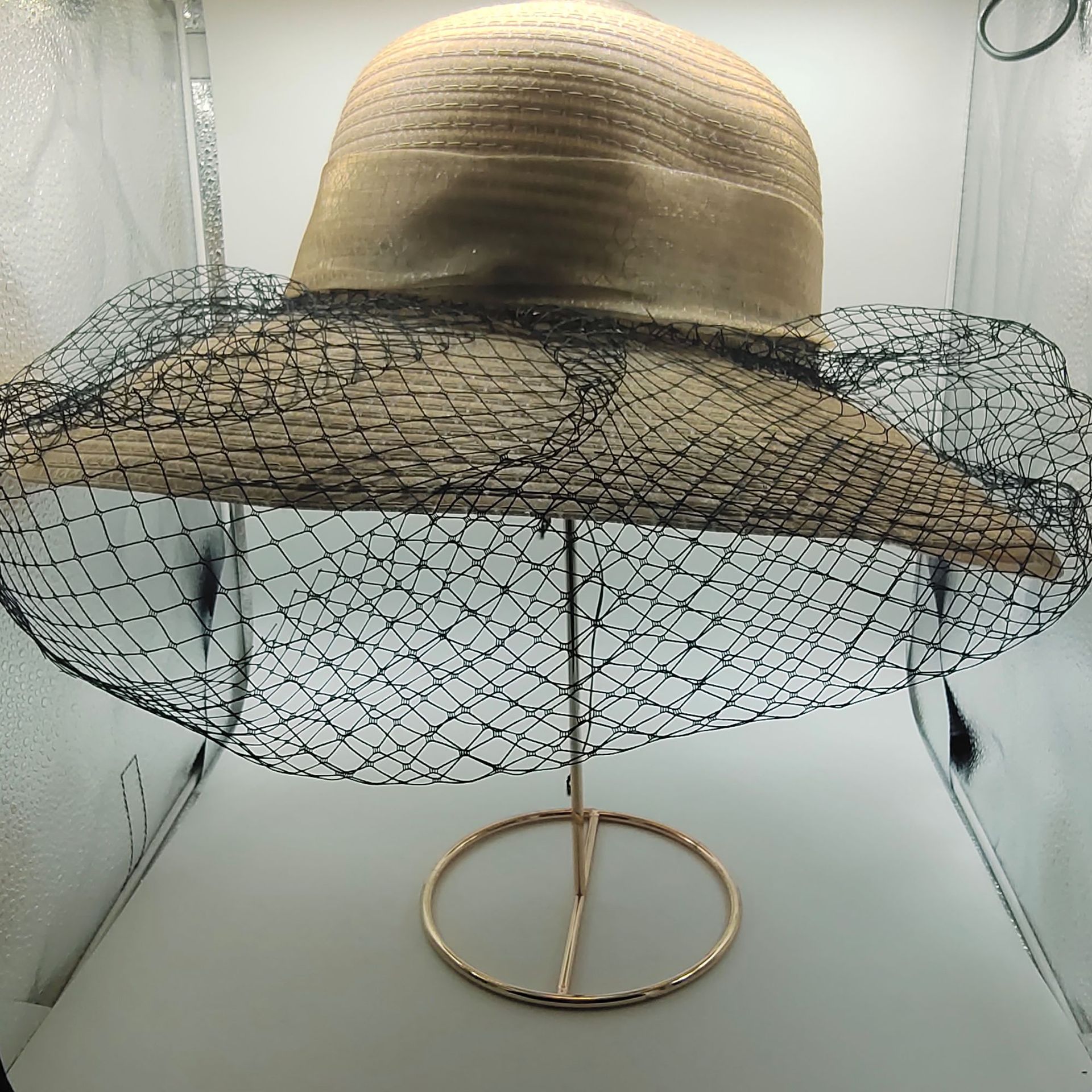 厂家直供镀金帽子展示架帽子帽托帽子陈列展示架批发