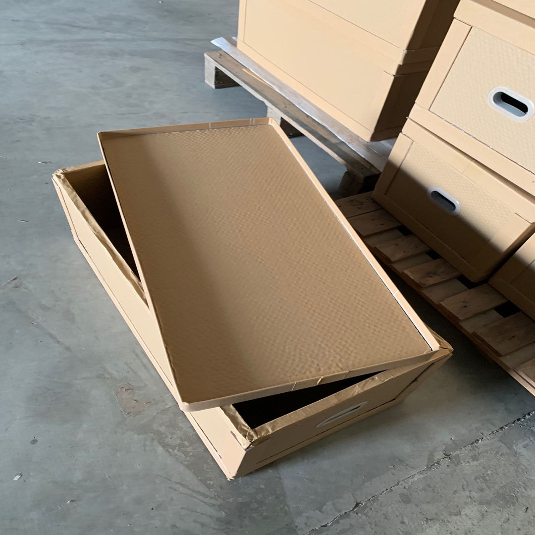 收纳纸箱带盖有扣手牛皮纸质加强抗震显示屏蜂窝纸箱