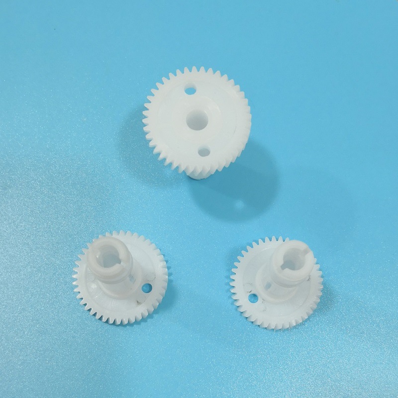 源头工厂打蛋器零配件塑料齿轮pom搅拌机齿轮右旋斜齿轮
