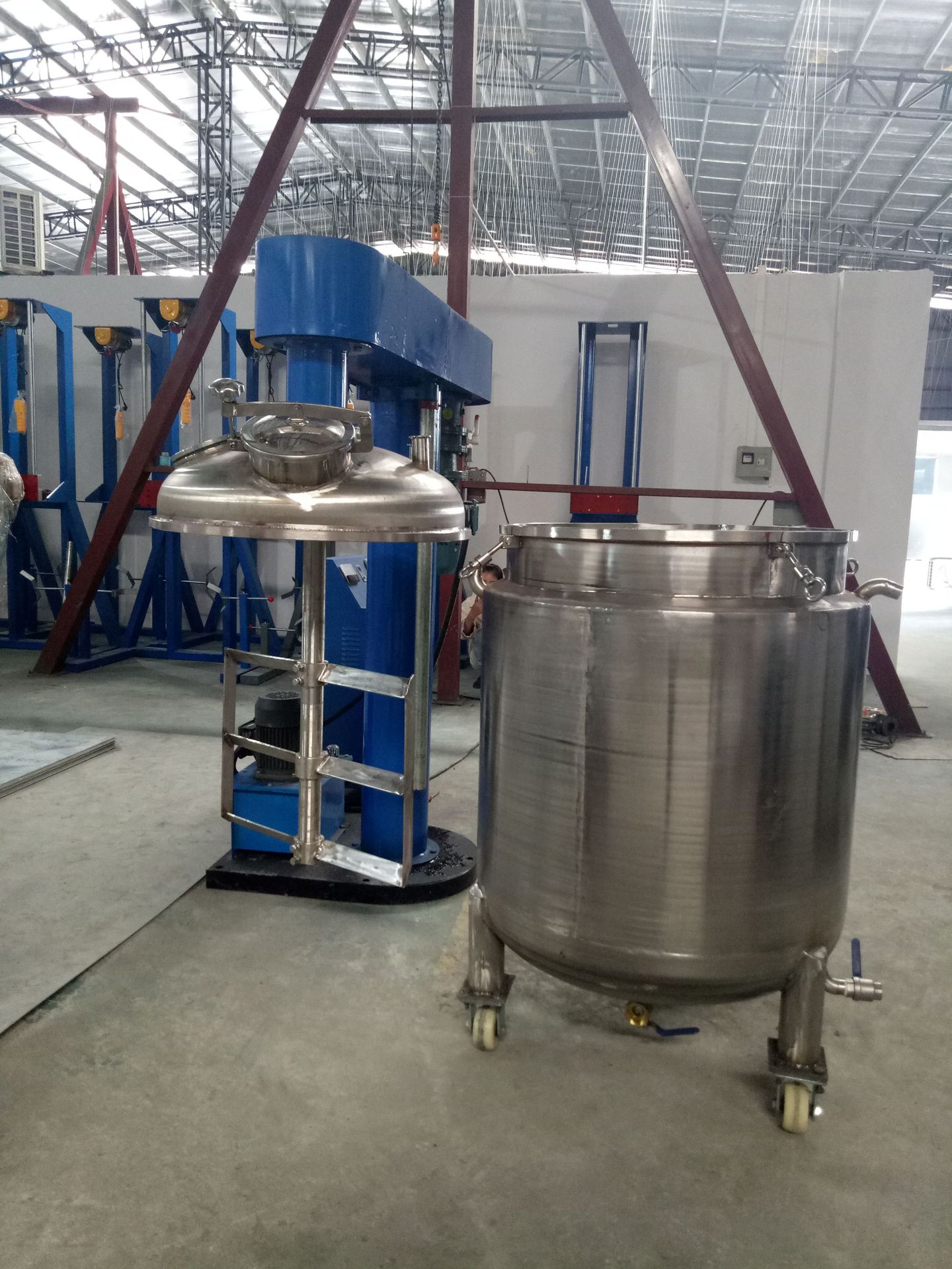 厂家推荐多功能电加热搅拌罐 真空反应釜消毒液搅拌机东莞热销