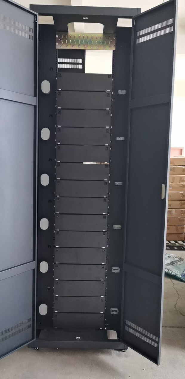 光纤三网合一分纤箱 48芯/96芯光缆分线箱 冷轧钢板三网合一箱