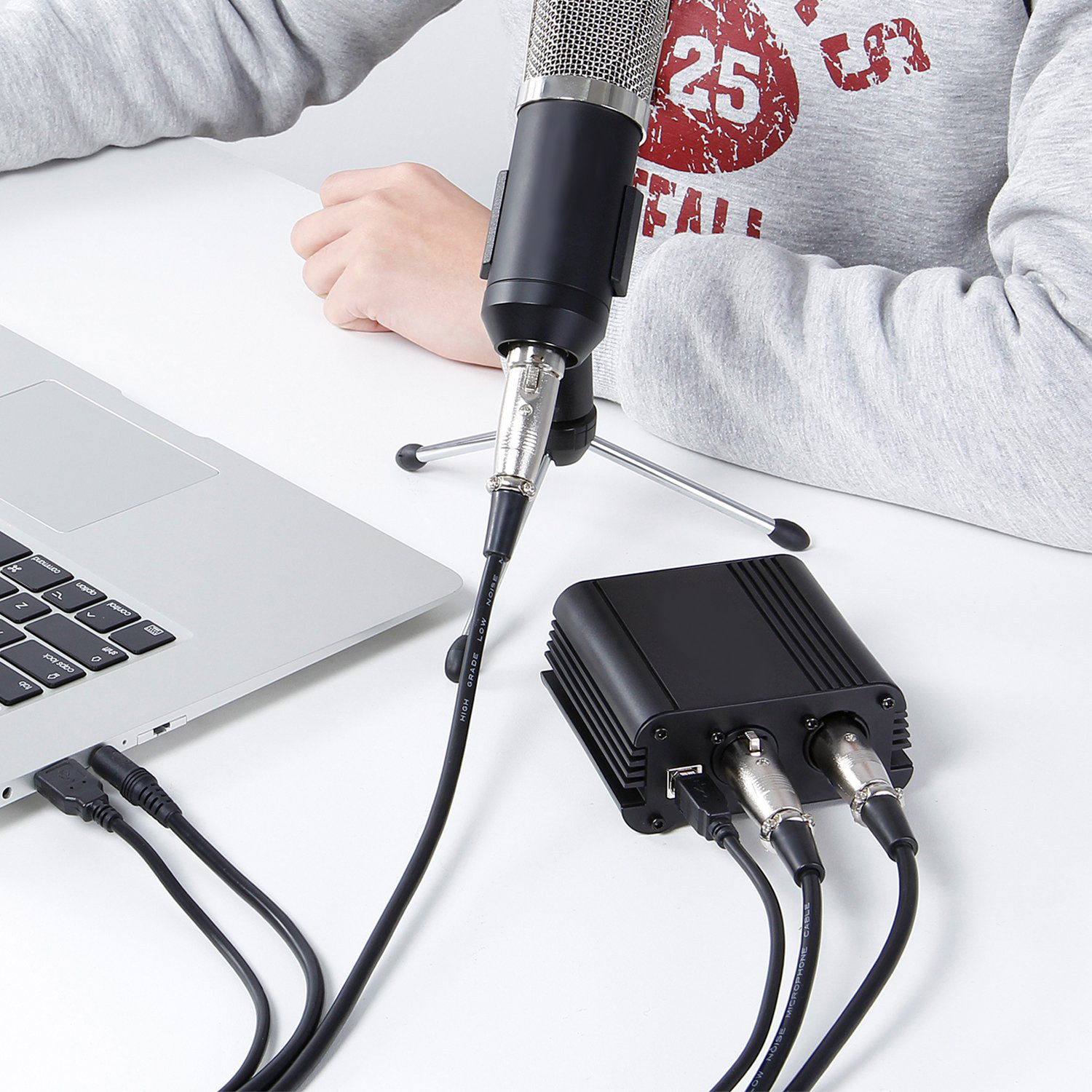 跨境外贸大振膜电容麦48v电源供电会议声卡录音室幻象电源适配器