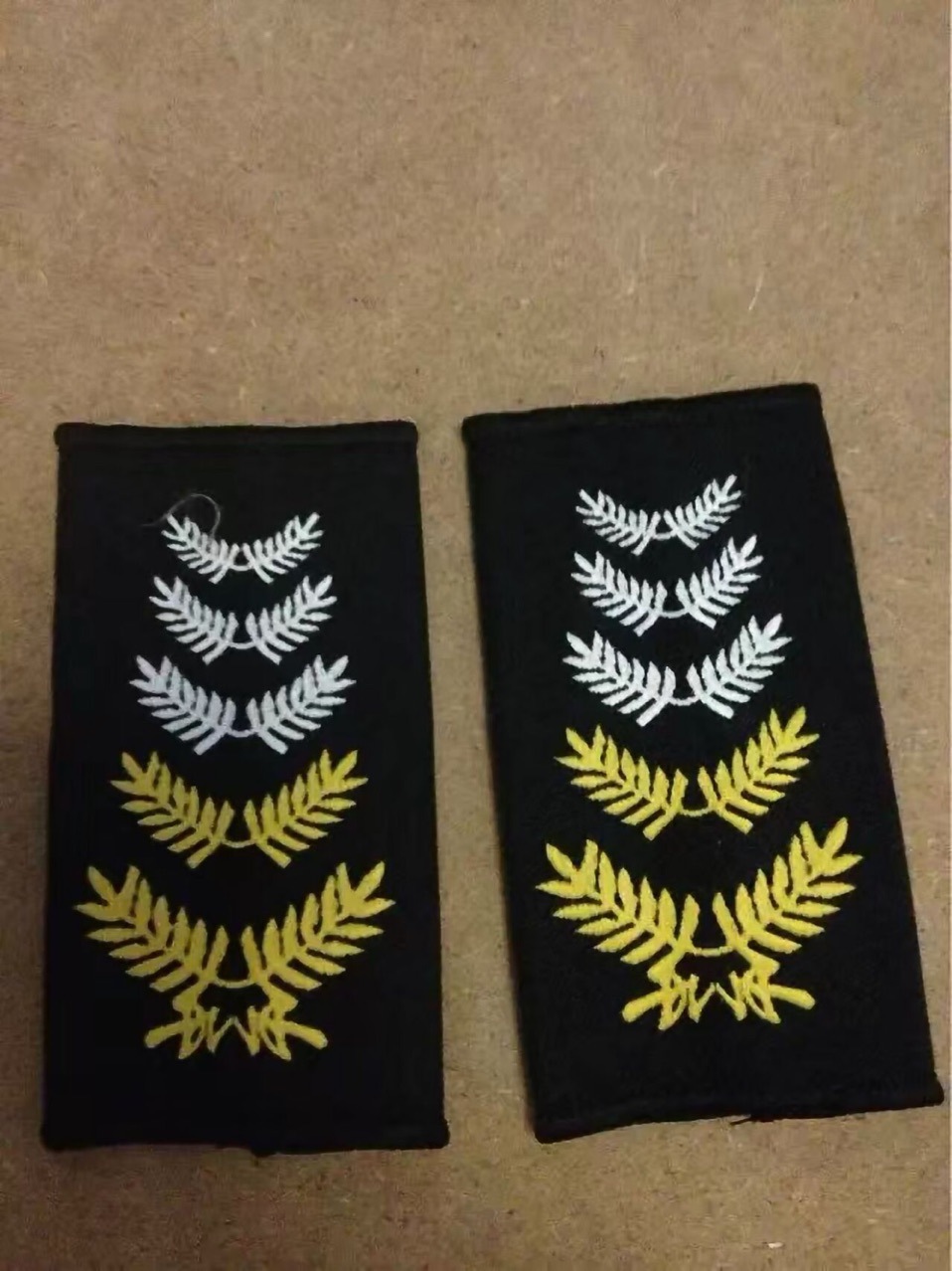 现货织唛保安服肩章 执勤肩章 安保标志肩章 一黄二黄三黄四黄