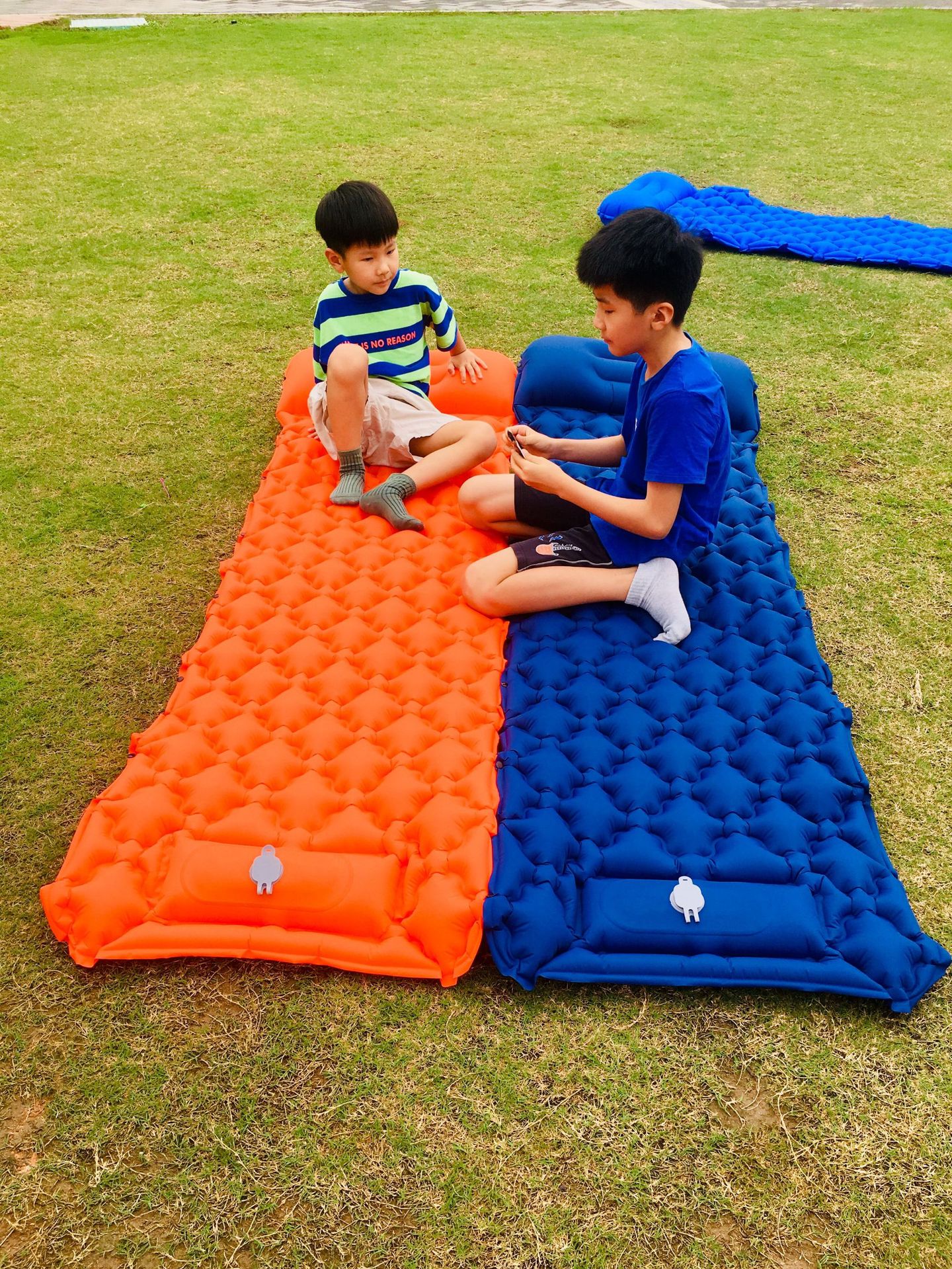 脚踩充气垫免吹气防潮垫户外野餐垫超轻tpu充气垫按压充气床睡垫