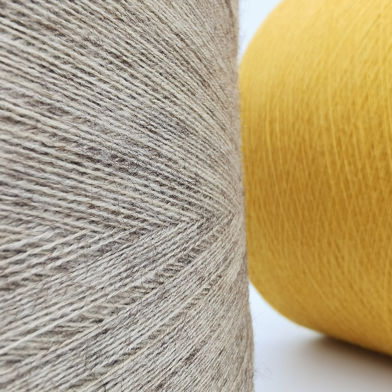 厂家现货安哥拉纤绒纱 抗起球纤绒纱免费拿样 28/2s亲肤透气纱线