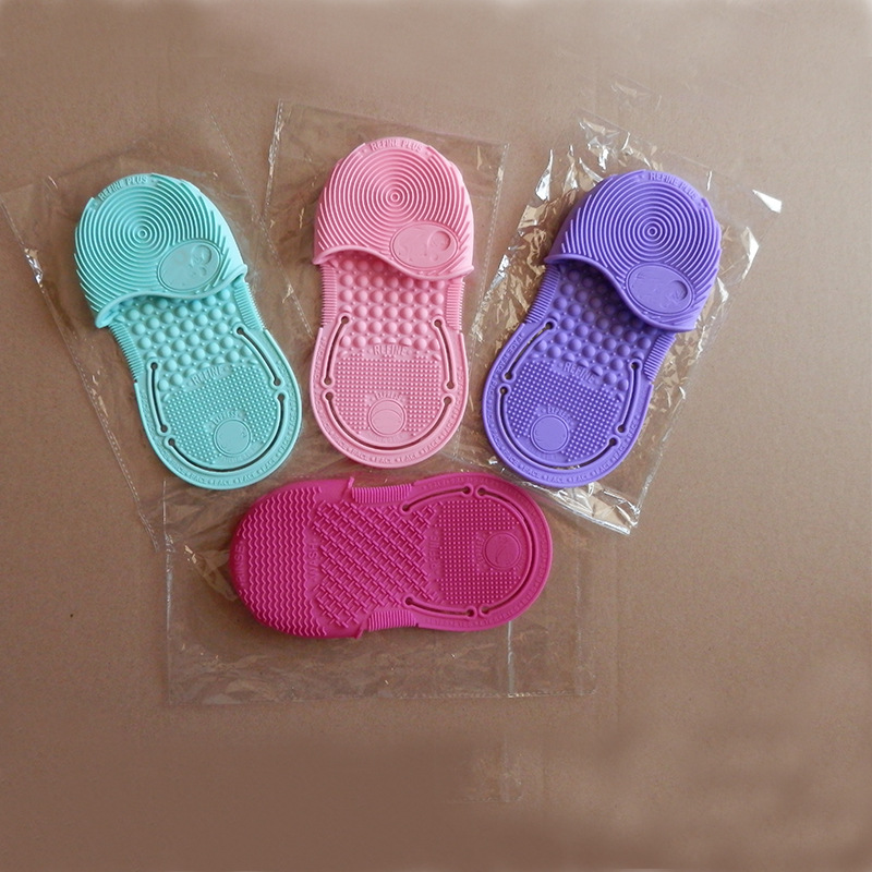 工厂销售硅胶洗刷鞋垫洗刷板化妆刷清洗垫opp袋单个包装