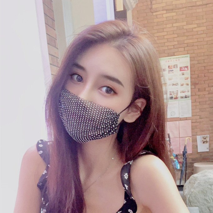 厂家带钻口罩女夏季网红抖音同款镶钻装饰时尚个性水钻透气潮面罩