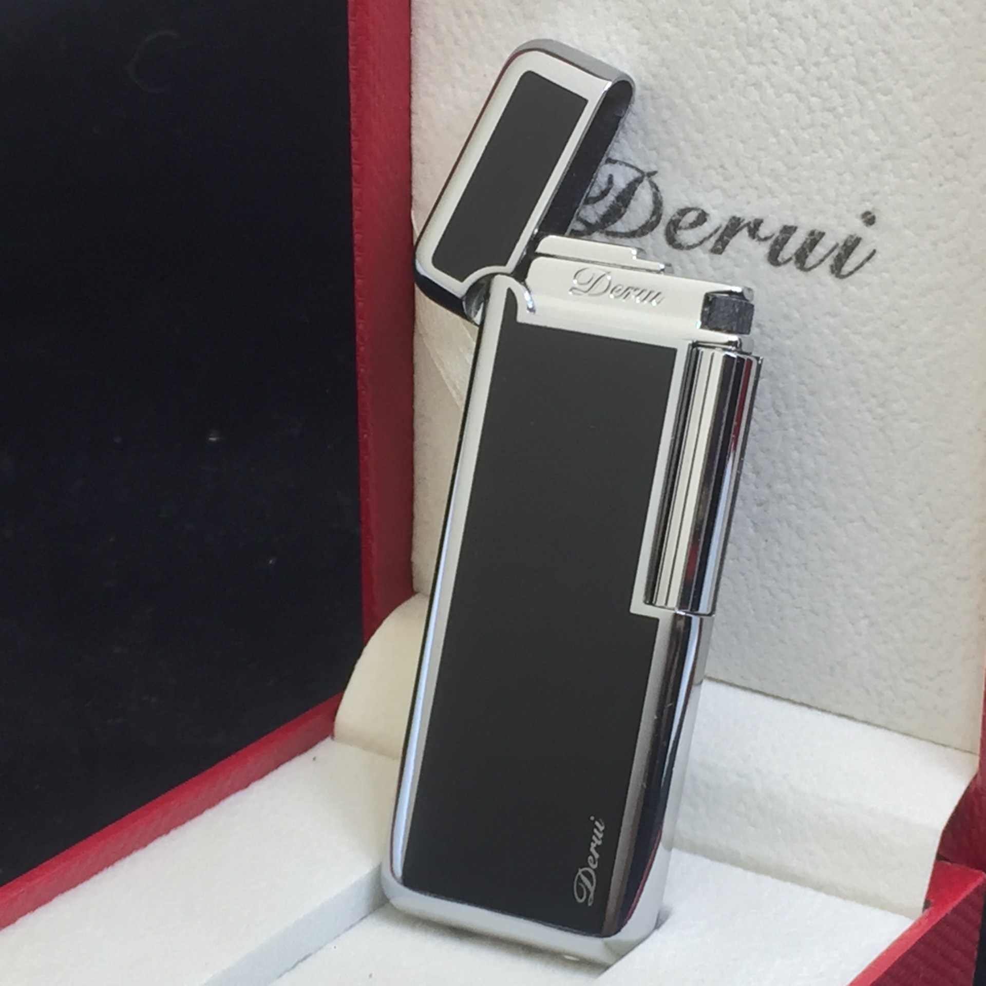 礼盒装德瑞6018超薄火石打火机复古黑漆砂轮充气打火机