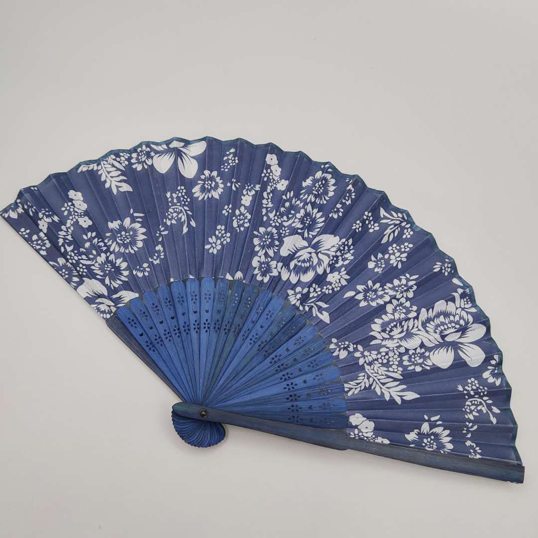 工艺扇子江南水乡特色竹扇兰花布扇 青花瓷扇 古典女扇定制