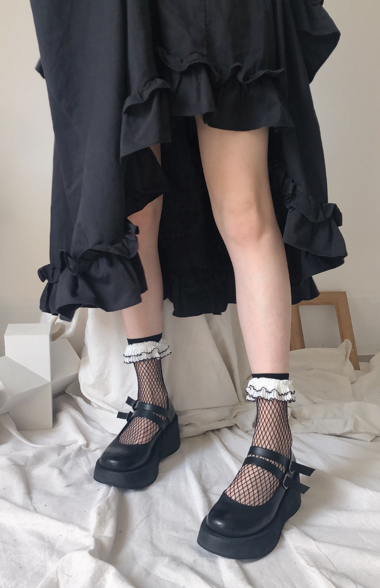 春夏新品网袜小众暗黑系列双层雪纺软萌少女蕾丝花边渔网袜中短筒