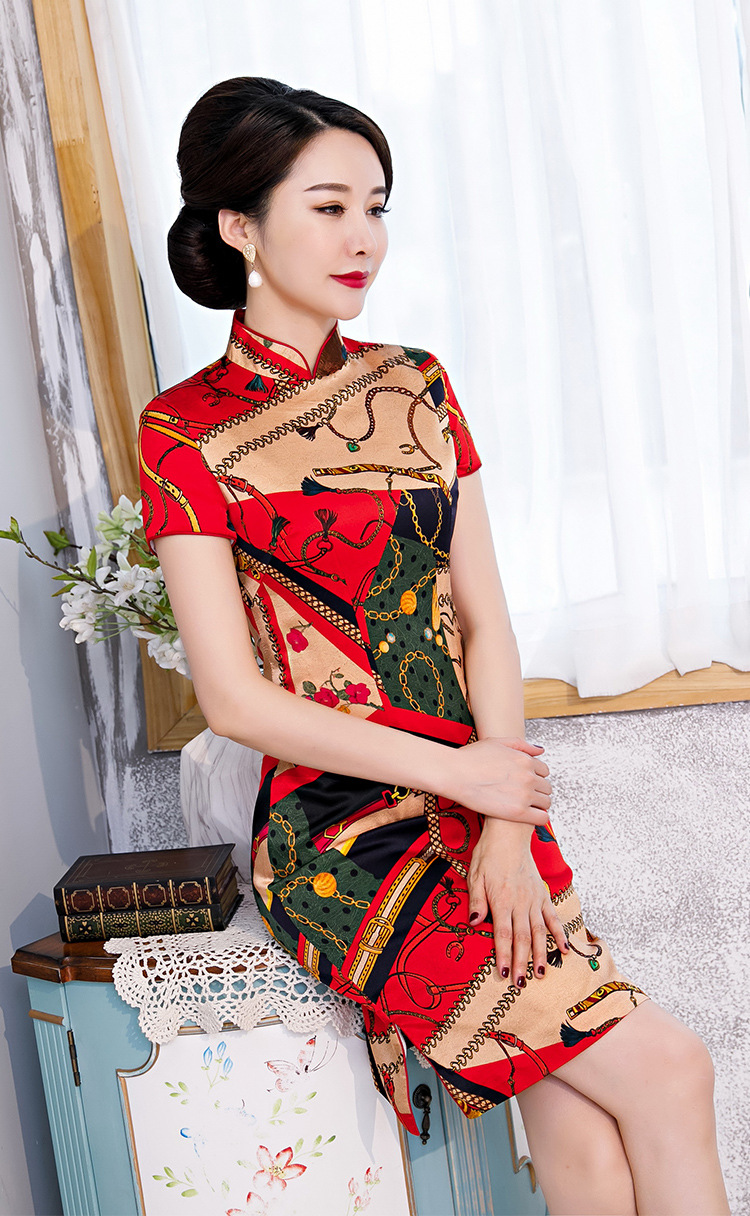 2020新款厂家直销真丝短款旗袍连衣裙改良a摆修身年轻时尚日常款