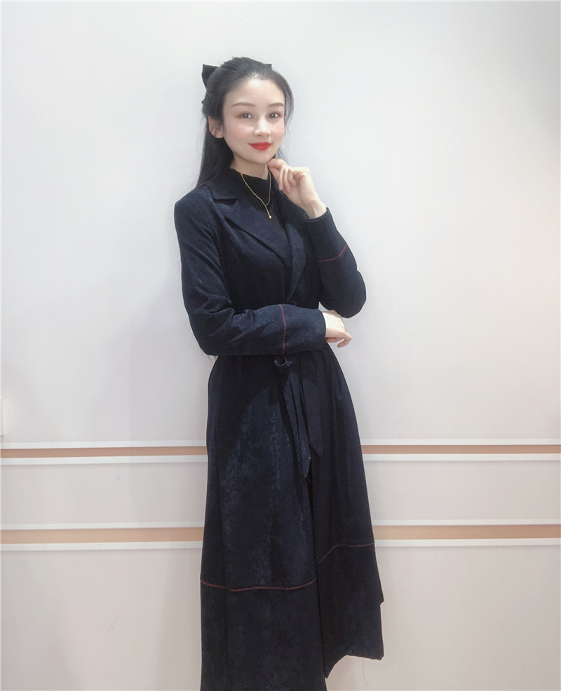 2020年秋冬撤柜女韩版时尚气质通勤百搭铜氨丝修身中长款风衣外套