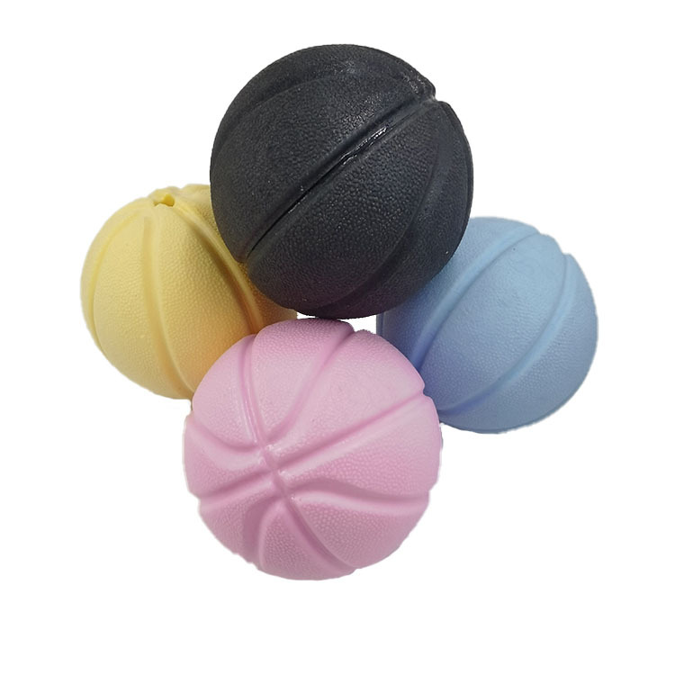 New Style Dog Molar Long Lasting Snacks Food Dropping Ball TPR Foaming Fragrance Weird Puzzle Ball Pet Toy