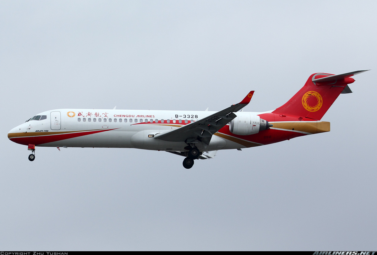 arj21700机型67cm真机比例缩放带起落架实心
