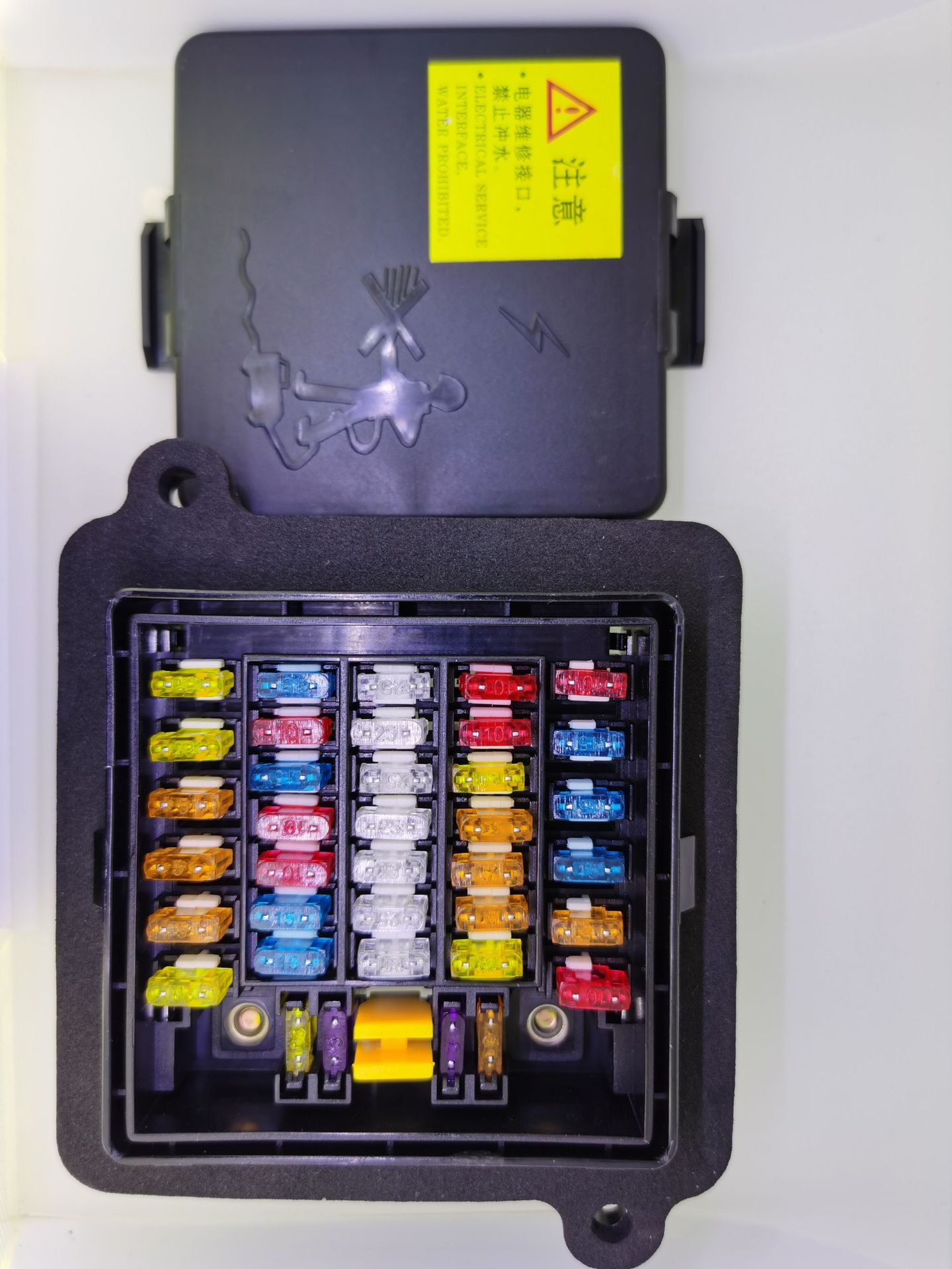 33路东风天锦汽车保险盒总成带连接线三环汽车保险盒保险片保险丝