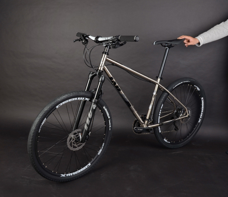 am雷诺520钢架组装山地车diy自行车27速30速33速26寸27.5寸山地车