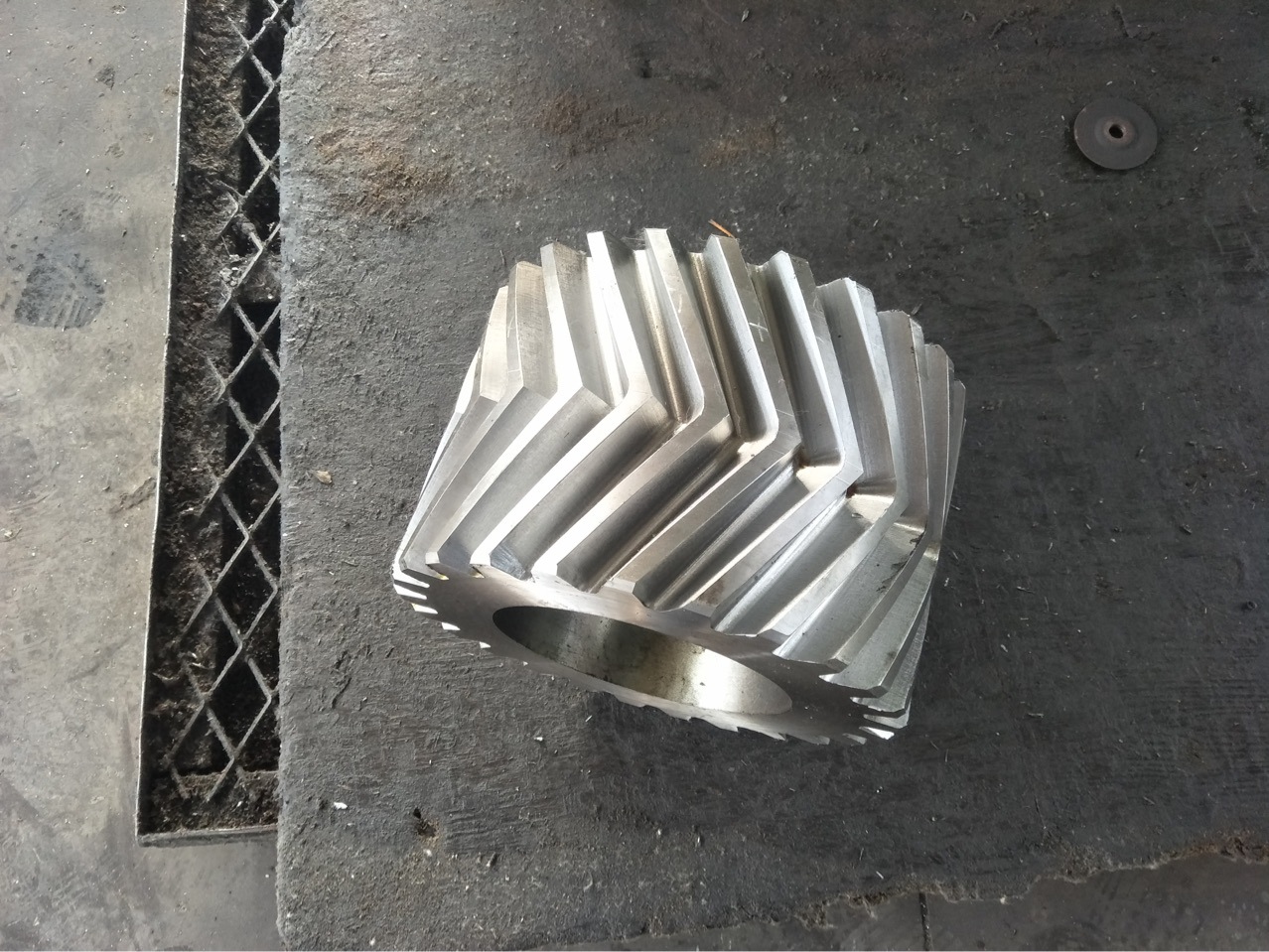 厂家直供人字齿轮 优惠定购制作齿轮非标齿轮铸钢齿轮人字齿轮