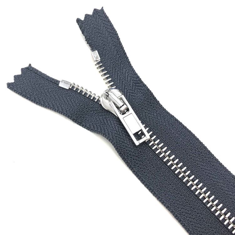 raccagni拉链 8号欧牙开尾金属拉链闭尾 瑞士牙外套卫衣拉链厂家