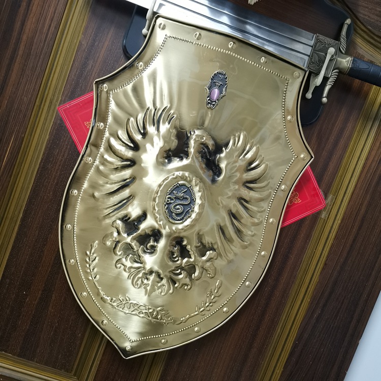 新奇特创意中世纪古罗马复古头盔酒吧会所家居装饰壁挂盾牌摆件