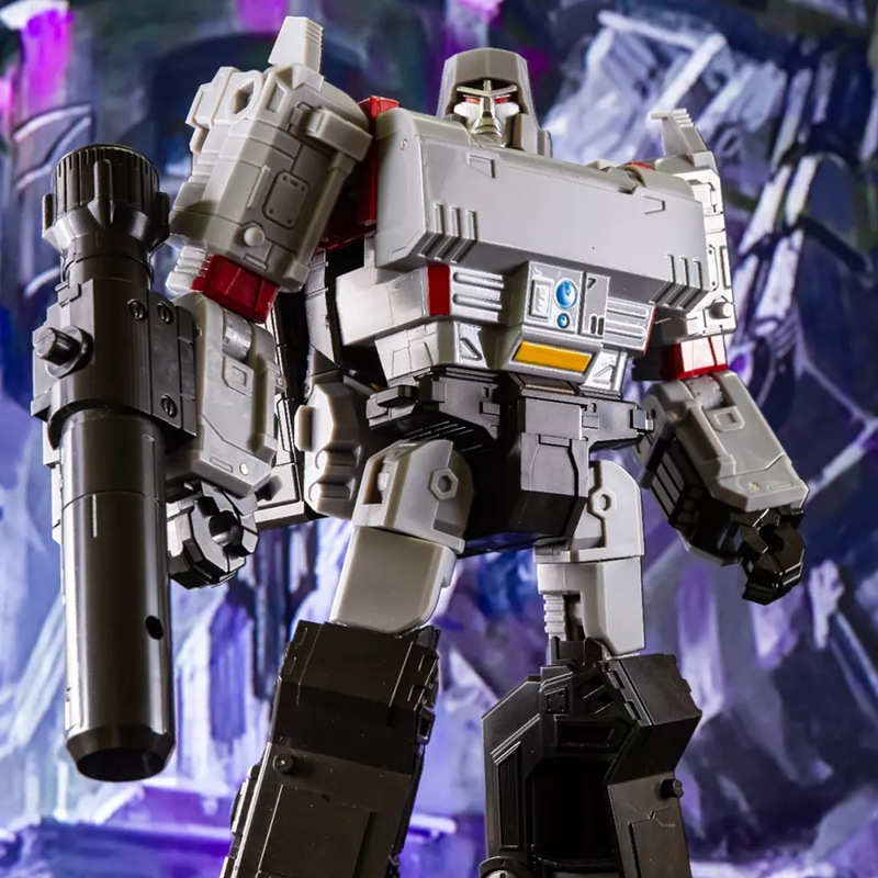 奥意星际之王暗黑版坦克威 威震m天变形玩具 金刚机器人模型男孩