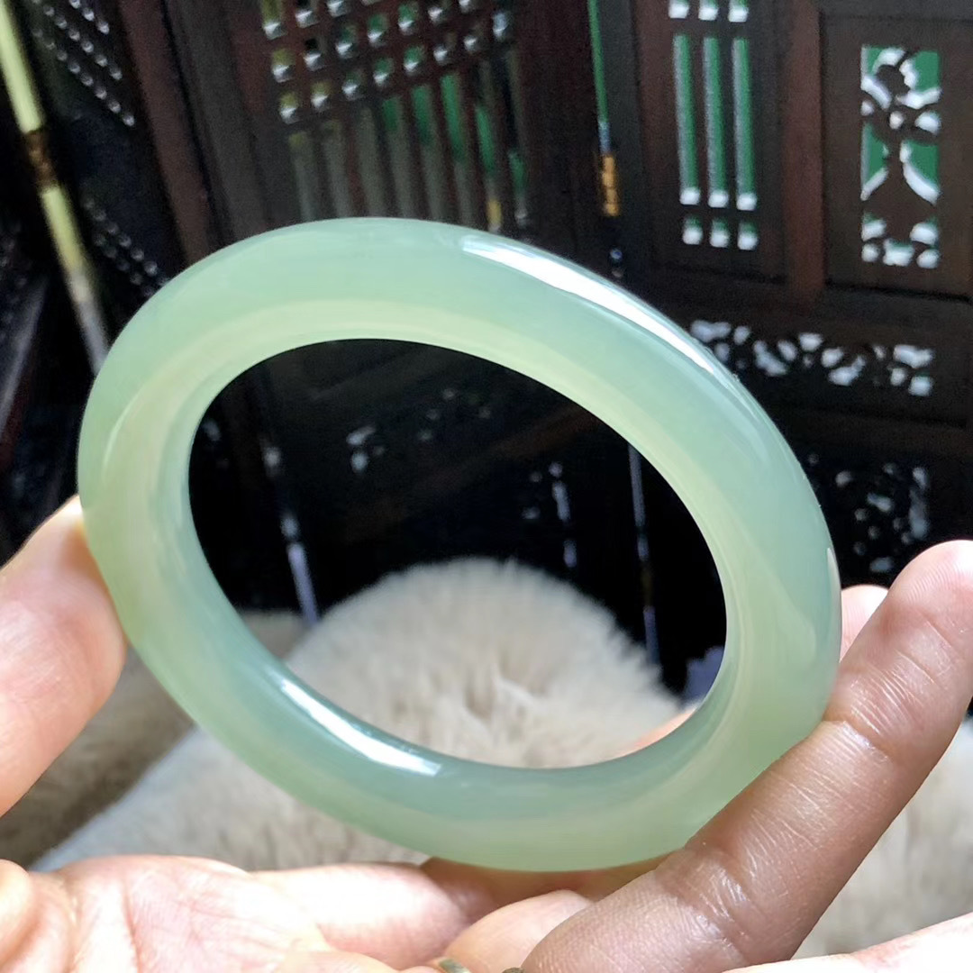 和田玉冰底晴水手镯老坑青海料清水绿玉手镯 女款玉手镯子 配证书