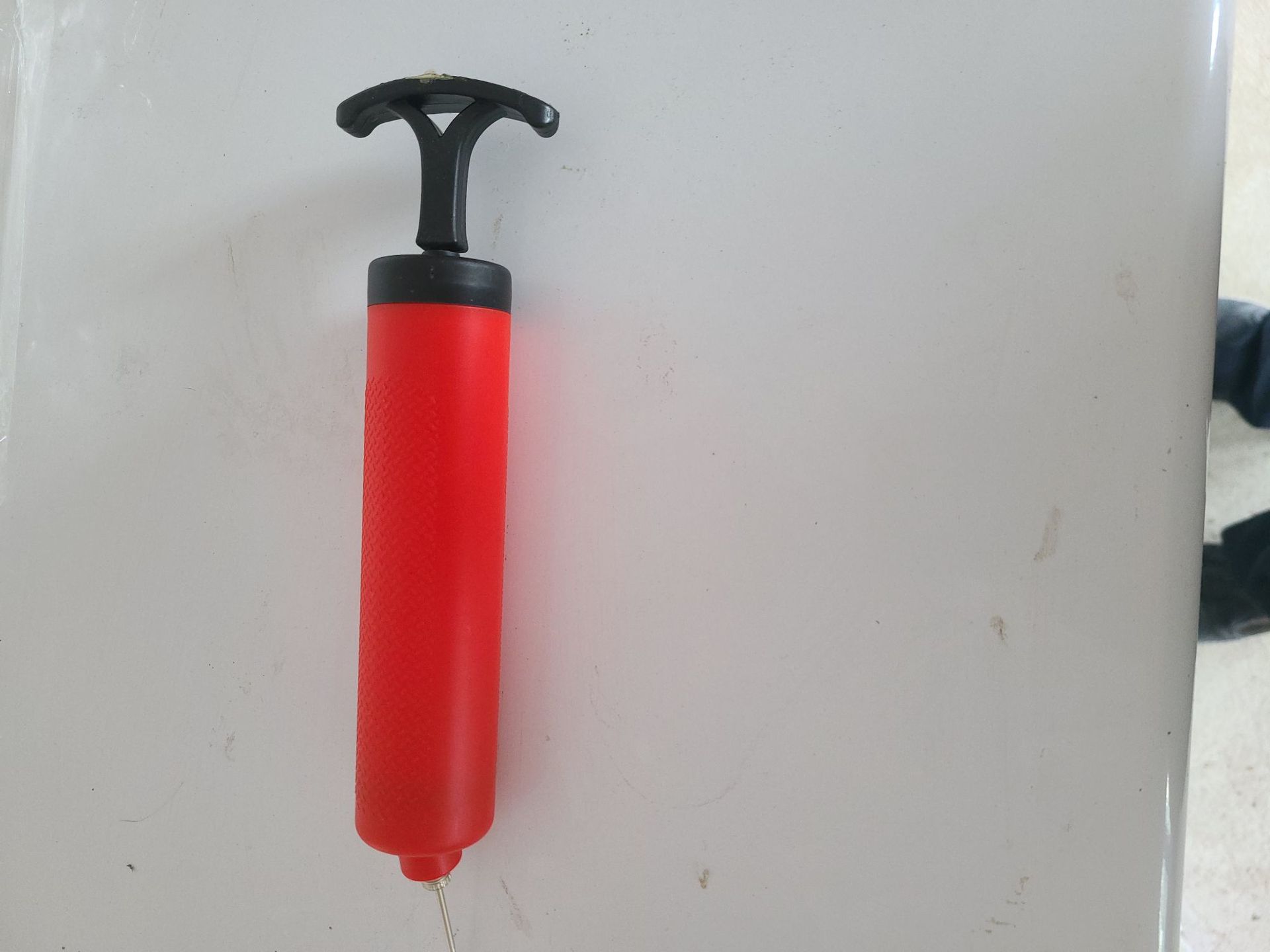 小型塑料手推充气筒 家用便携手动打气筒 足球篮球针管充气设备