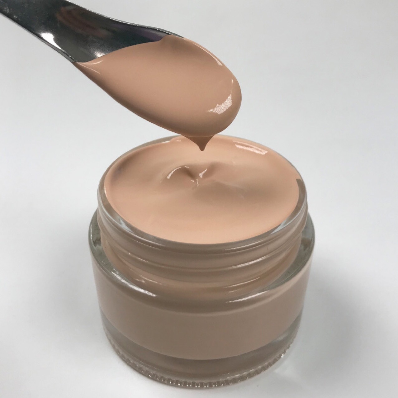 遮瑕粉底液蘑菇气垫粉底霜原料 透气bb霜 气垫粉底 cc霜