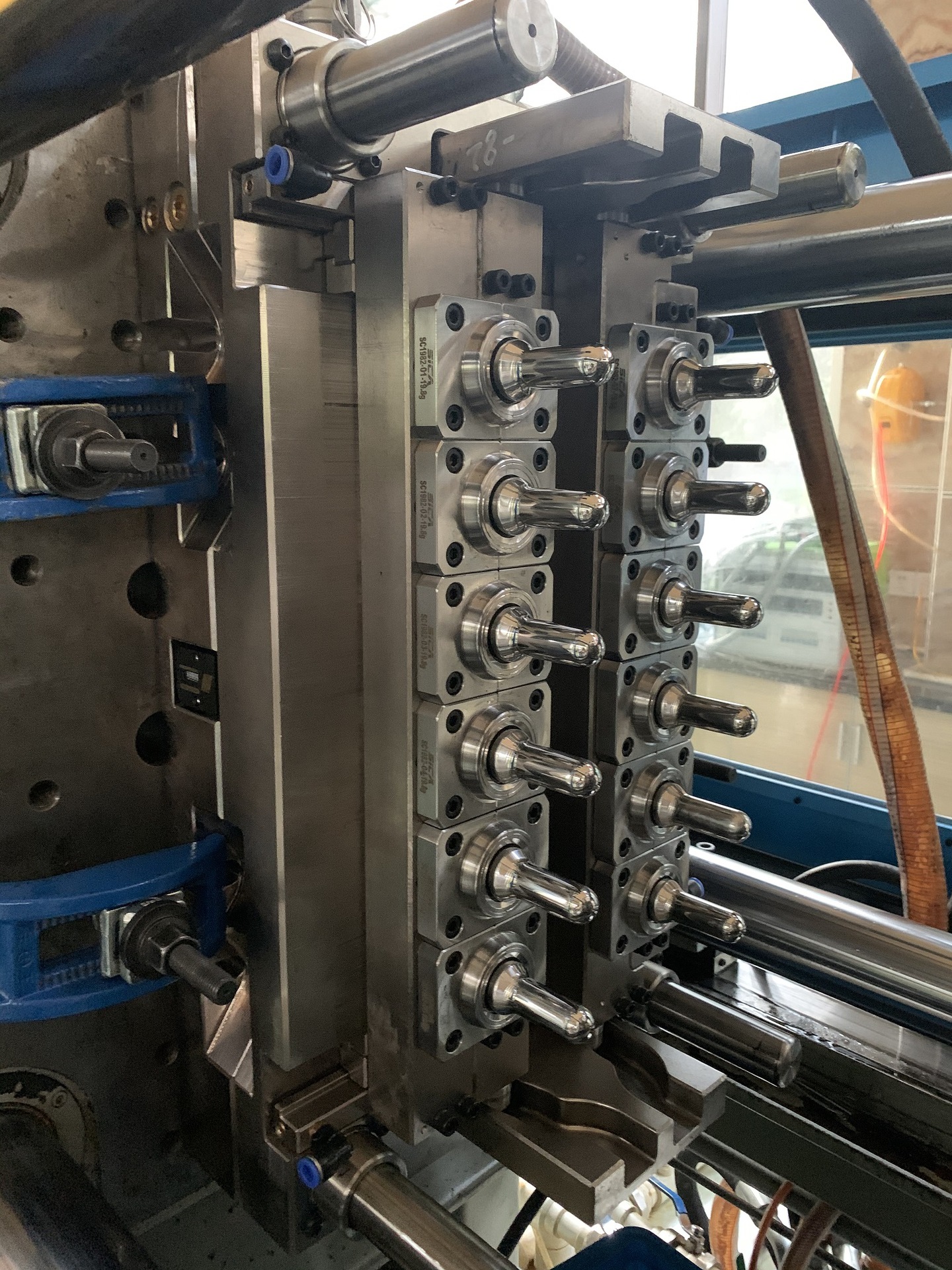 28口瓶坯模具25口水瓶管坯模具pet注塑成型高精度热流道