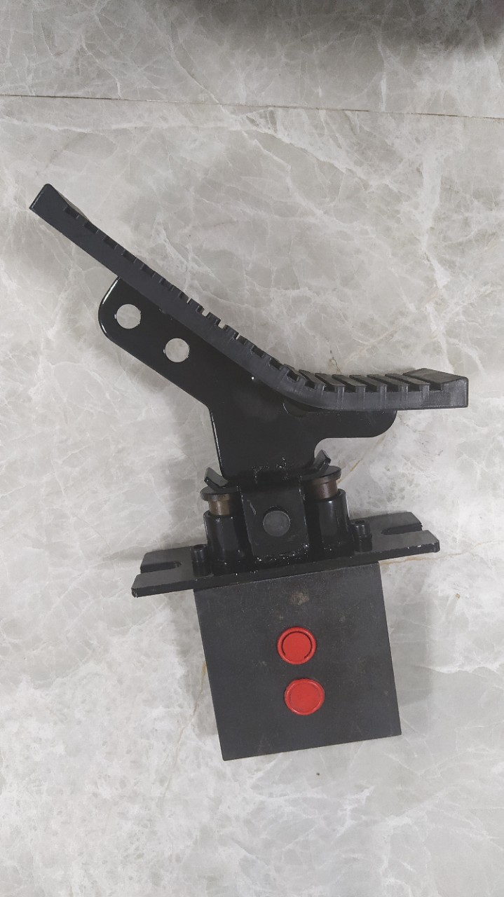 破碎锤配件 挖掘机破碎锤脚踏阀 工程车双向单脚脚踏阀