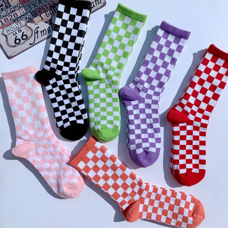 Socks Chessboard Plaid Socks Men's Fashion Street European and American Trendy Brand Socks Mid-Calf Length College Style Plaid Cotton Skateboarding Sports Socks Wholesale