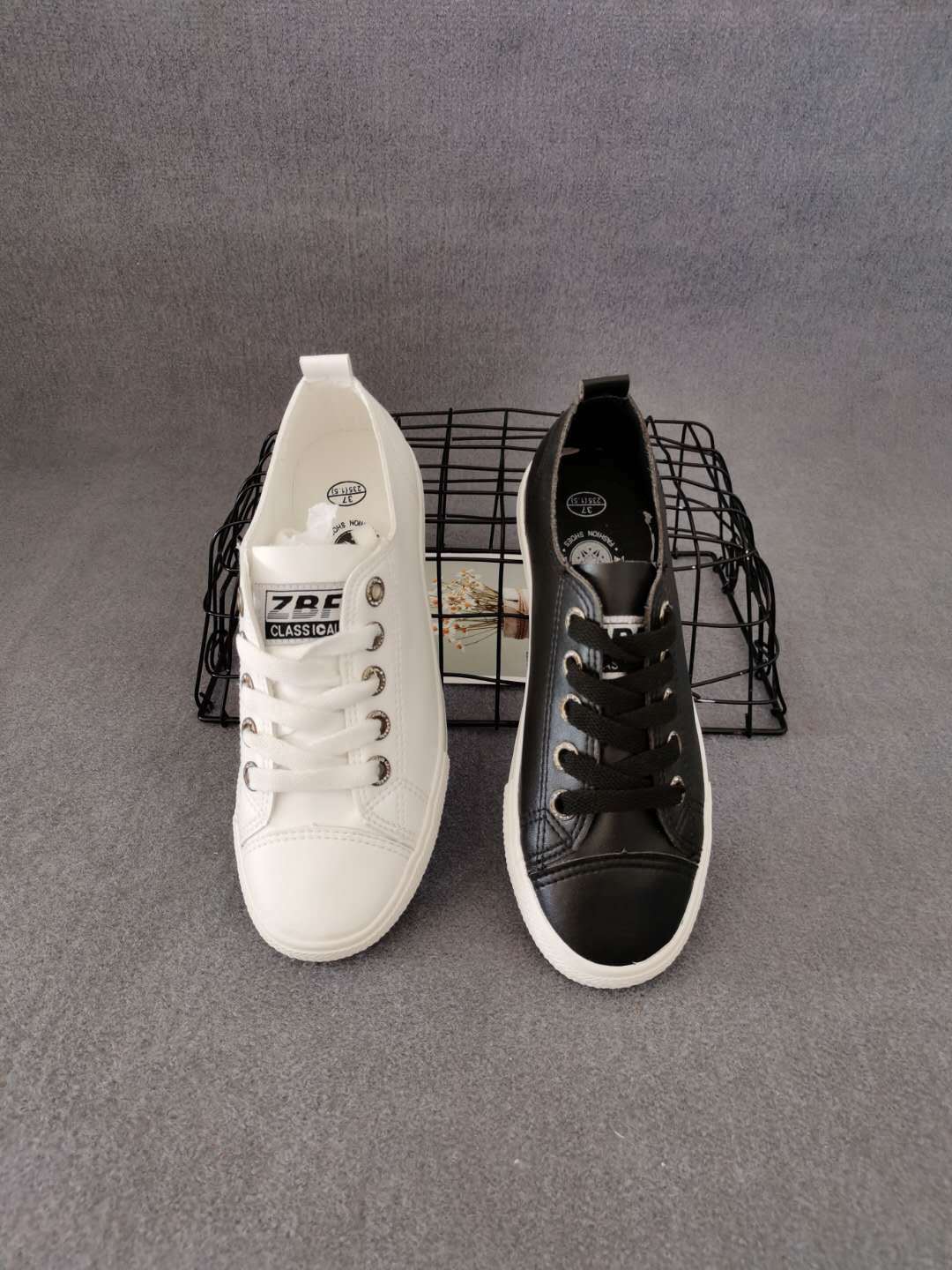 卓不凡品牌秋季新款女鞋超纤皮面小白鞋女韩版学生女鞋潮鞋