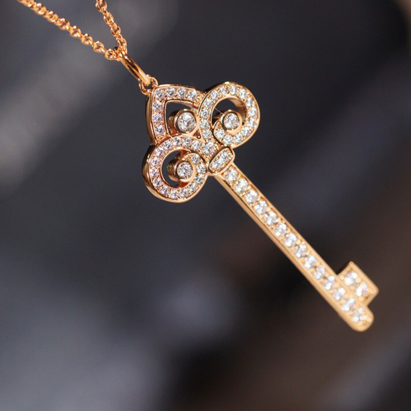 中号小号鸢尾花形钥匙v金包18k金钥匙t项链钥匙镶高碳钻欧美高档