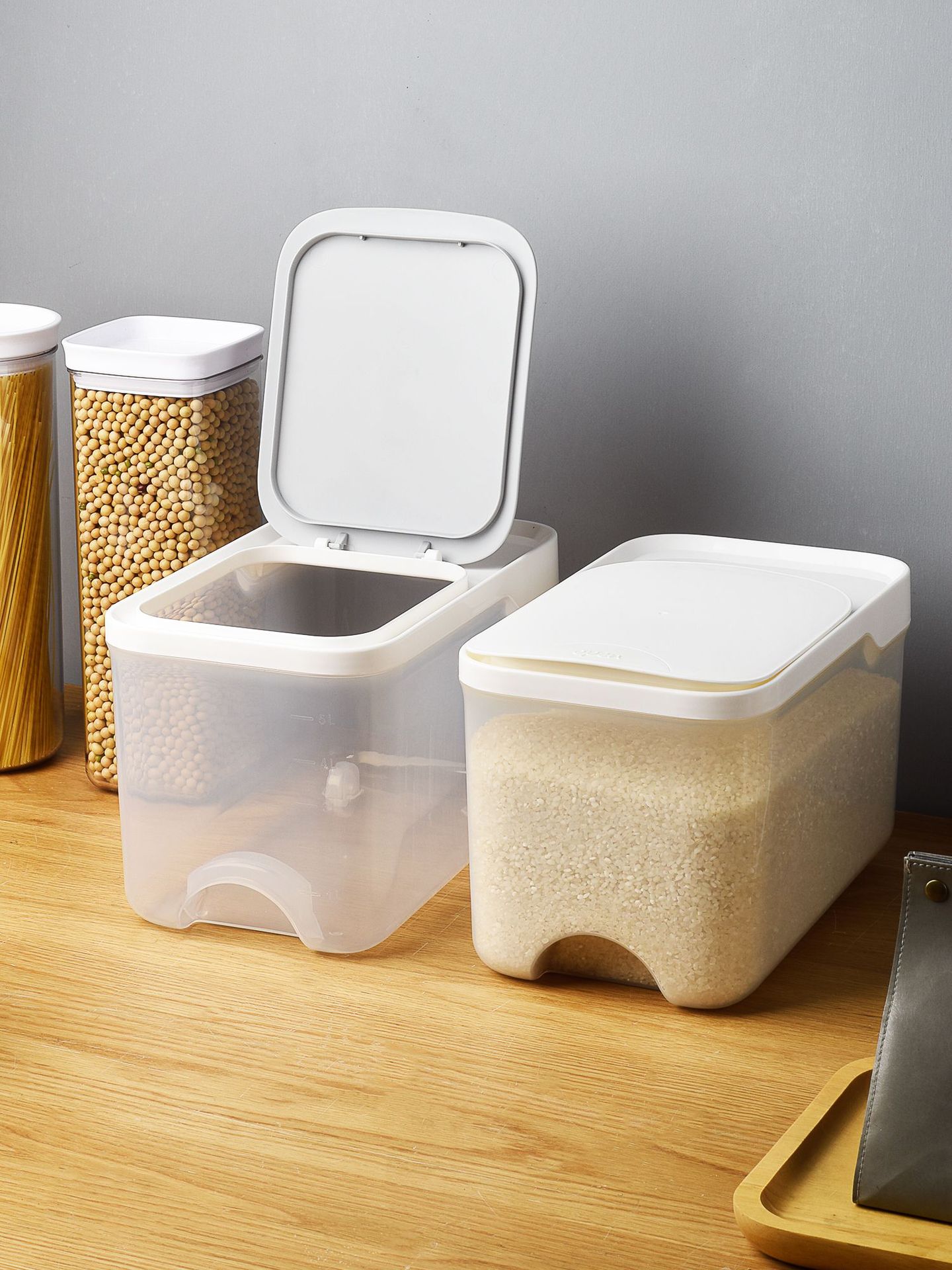 家用米桶创意厨房用品大米面粉收纳密封防虫潮储米箱米缸米罐