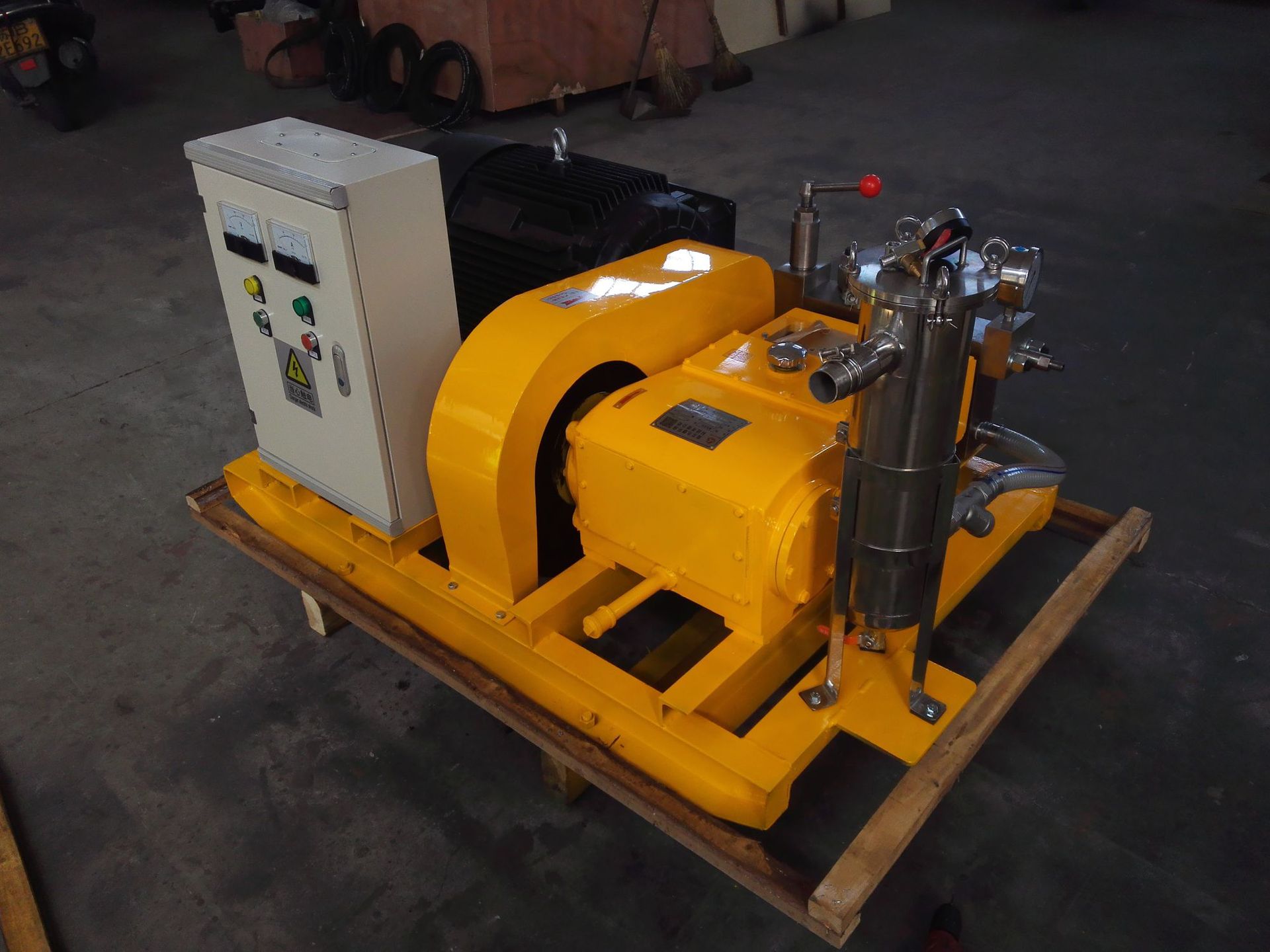 供应系列柱塞泵图