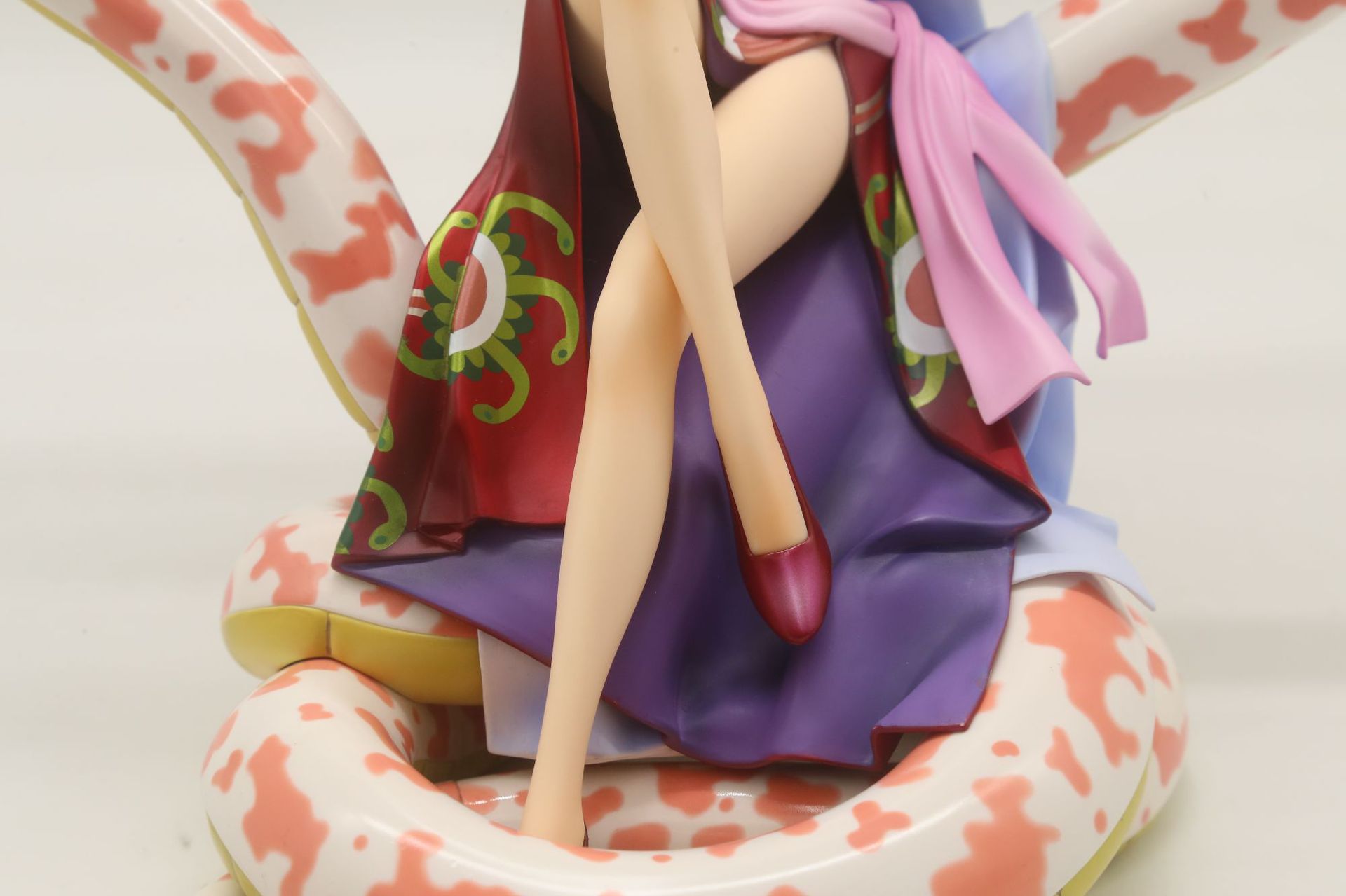 海贼王 pop 蛇姬女帝 波雅·汉库克 九蛇 性感坐姿 超大 手办模型