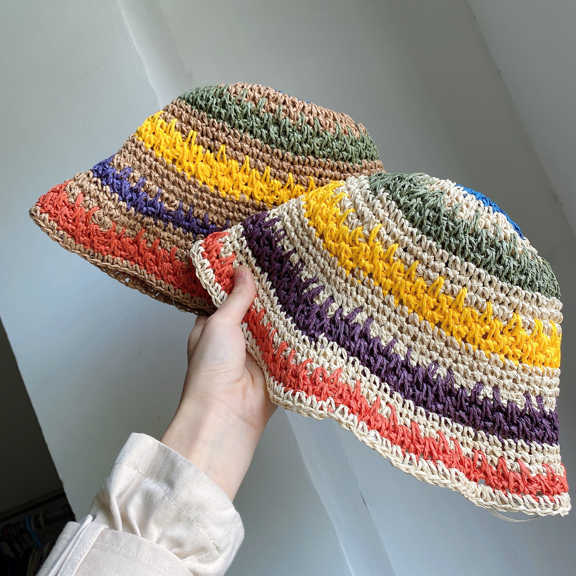 亲子手编彩虹草帽男女春夏季出游遮阳帽防晒太阳帽儿童防晒帽子潮