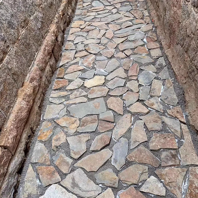 天然青石板不规则碎拼铺路石乱型板乱石板室外地砖防滑铺路石材