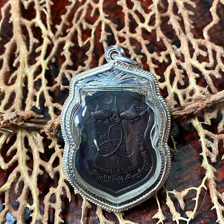 舍玛商贸2547龙婆通丹大师自身含多款外壳及ddpra卡包邮泰国佛牌