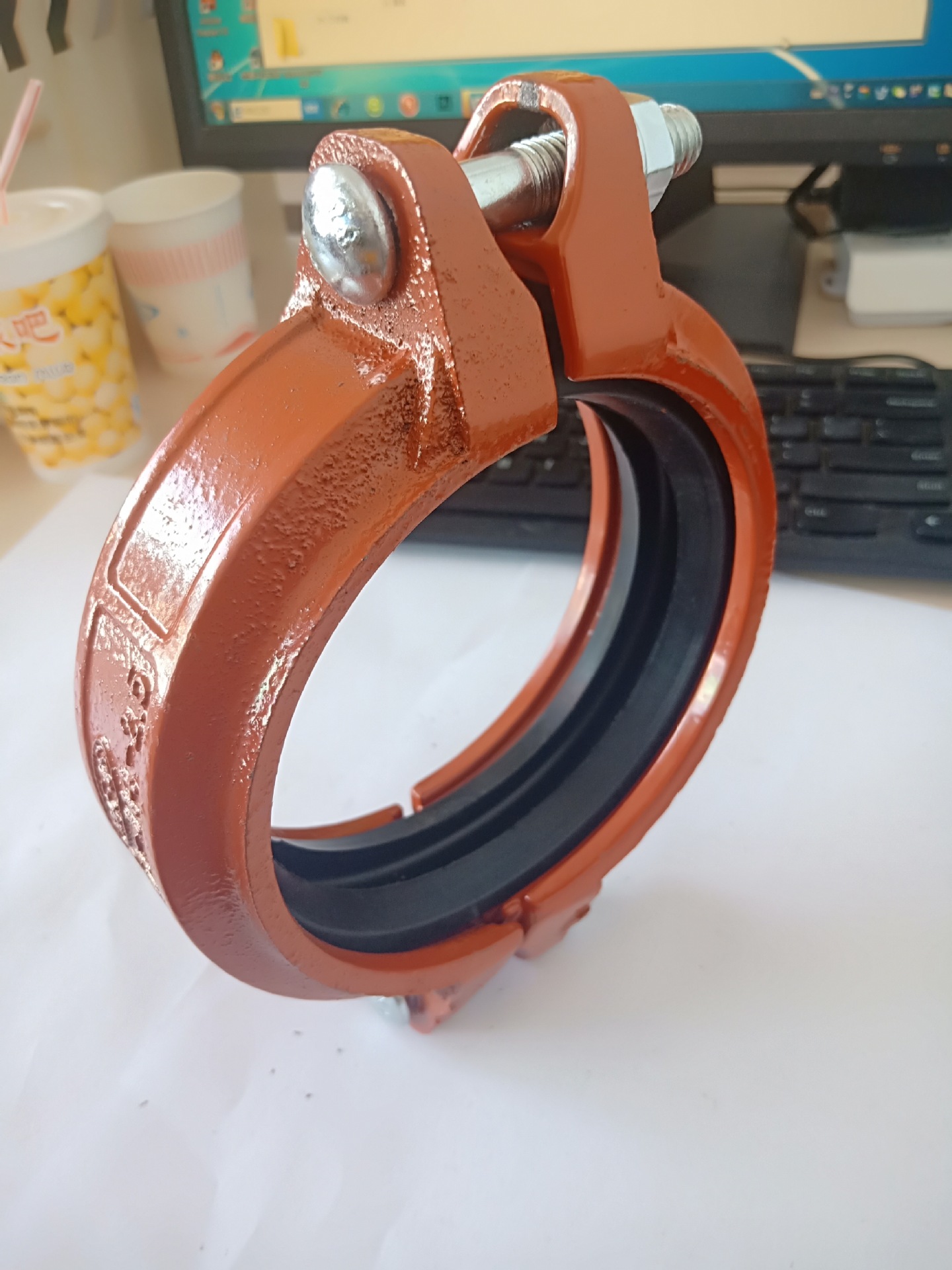 厂家直销 沟槽管件 沟槽钢卡 钢性卡箍