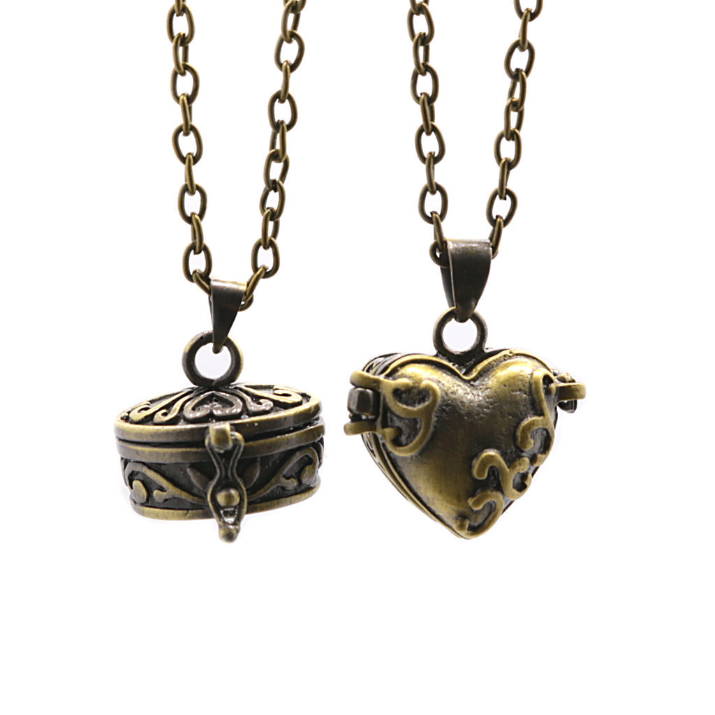 黄铜做旧可打开中空纪念相盒项链吊坠古铜色爱心饰品嘎乌盒