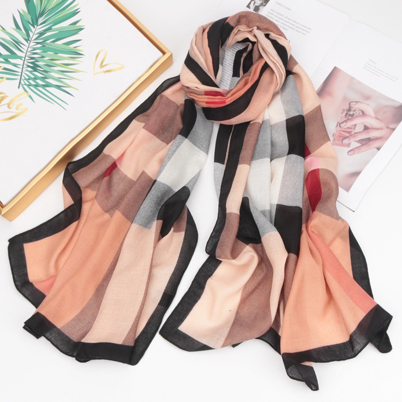 High Quality Cotton and Linen Scarf Autumn and Winter Warm Shawl Female Zebra Pattern Plaid Scarf Hemp Cotton Shawl Wholesale