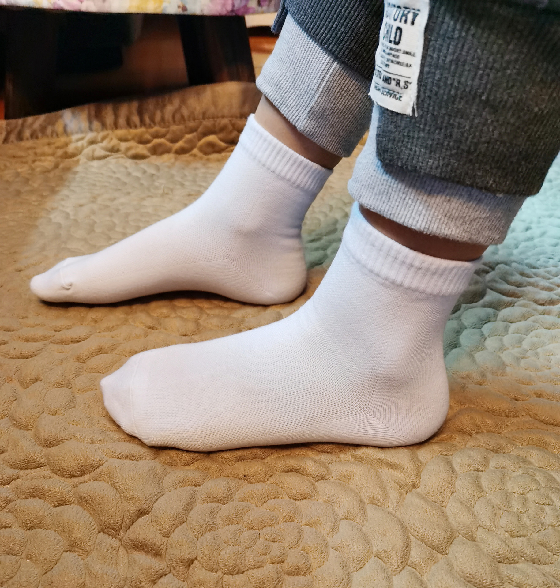 满包邮儿童白色袜子春夏网眼男女学生白袜六一表演袜运动袜校服袜