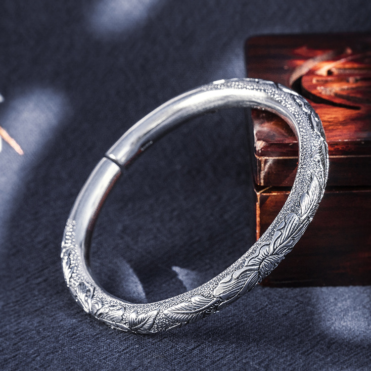 大理银匠手工制作 丽江雪花银手镯 s999足银复古牡丹光面手环