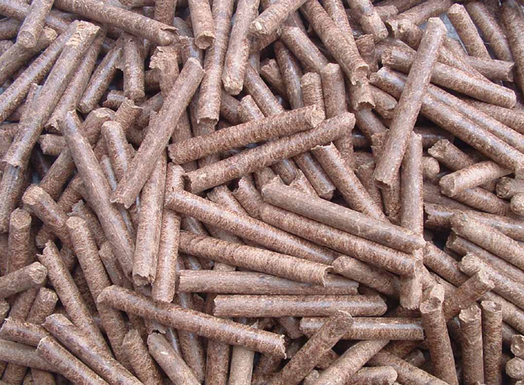 江苏生物质颗粒厂家直销厂家直供优质生物质颗粒松木生物质颗粒