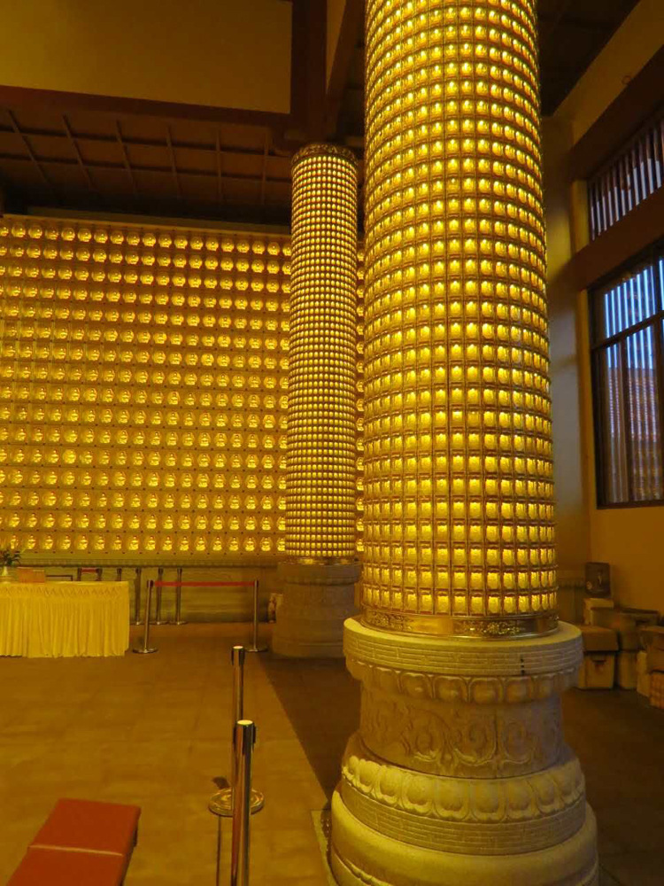 光明柱 光明灯 千佛灯 智能灯光系统 琉璃万佛龛万佛墙