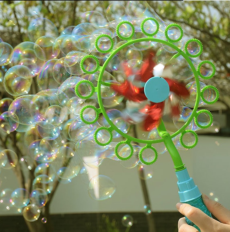 地摊热销风车泡泡机新款户外益智玩具环保泡泡水网红超大泡泡风车