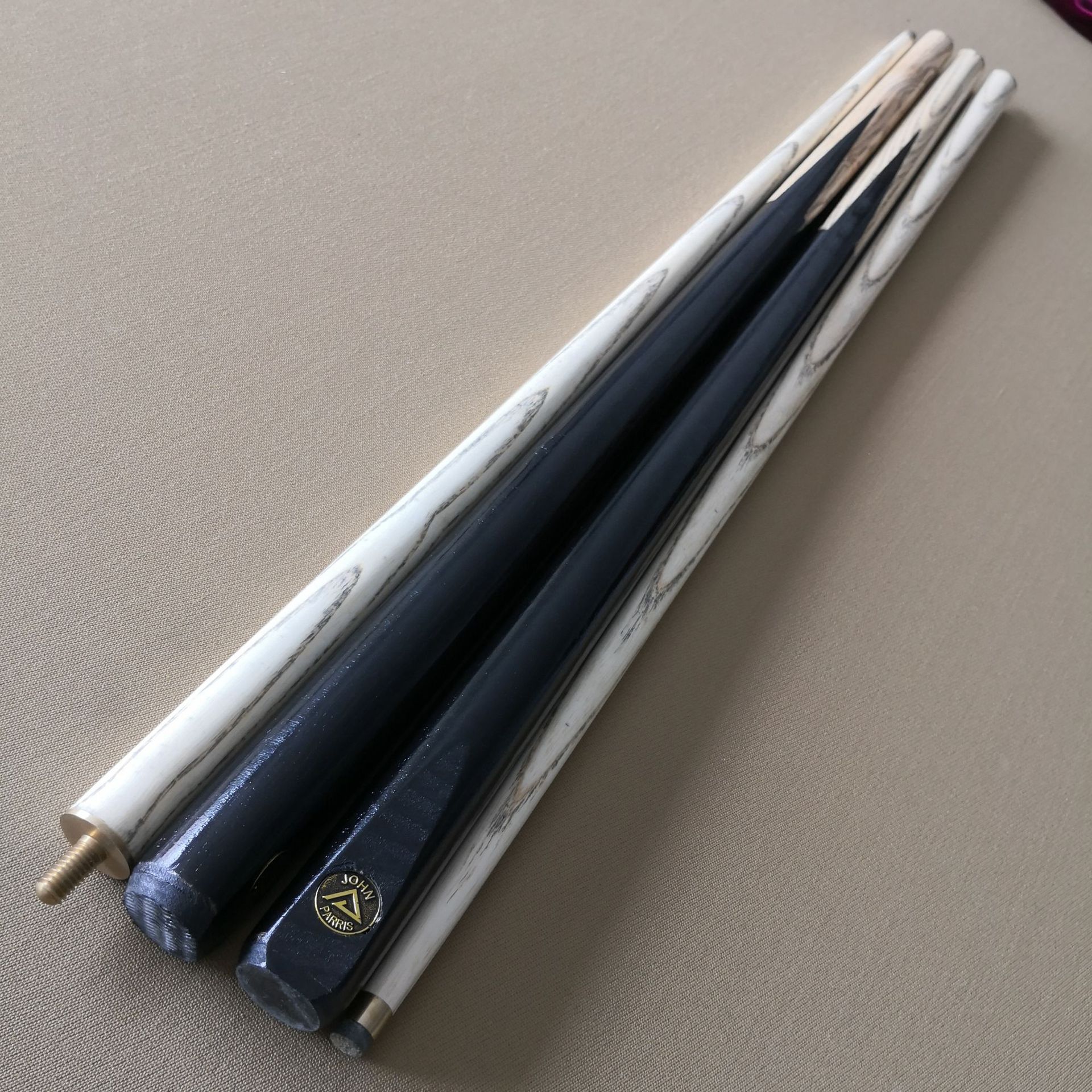 厂家批发销售美式小头球杆 度康台球白蜡木制球杆 质量可靠