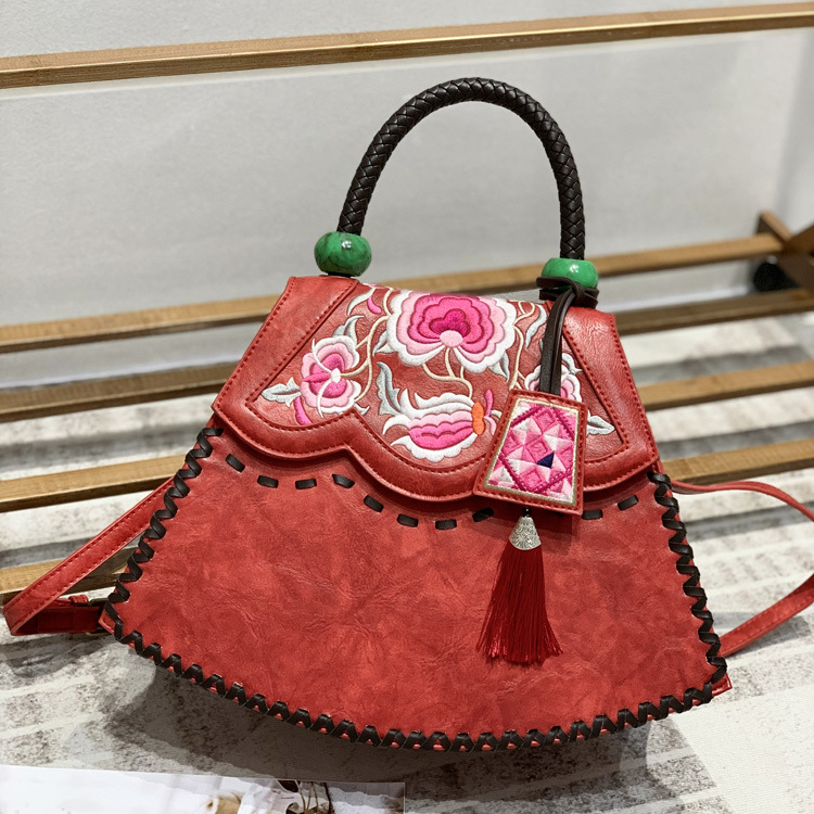 包包女2020新款复古中国风刺绣搭配旗袍手提斜挎单肩女包聚美0623