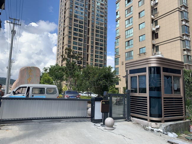 停车场广告道闸小区收费系统电动栅栏道闸机厂家批发