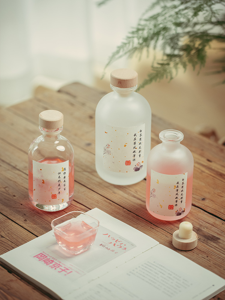 【碧朗9908】国风果酒瓶玻璃古风饮料瓶蒙砂酒瓶工厂贴纸logo设计